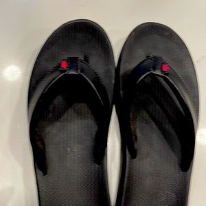 Nike sandals/flip flops